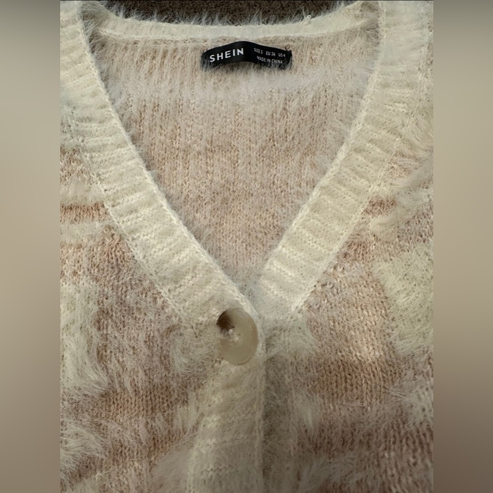 cardigan sweater - Picture 3 of 5